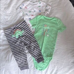 BABY 3 piece dinosaur set